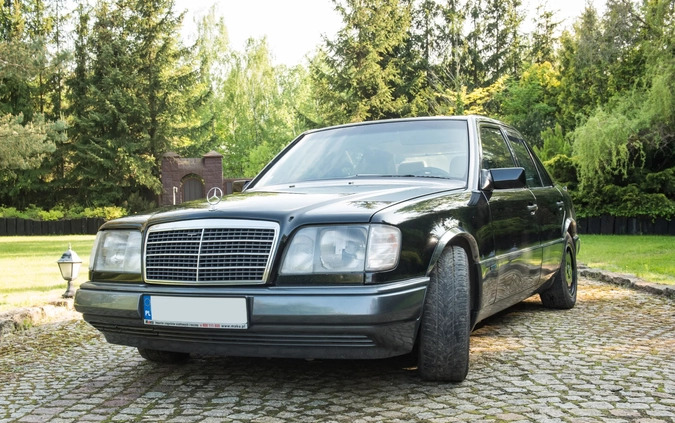 Mercedes-Benz Klasa E cena 38000 przebieg: 416143, rok produkcji 1993 z Bełchatów małe 16